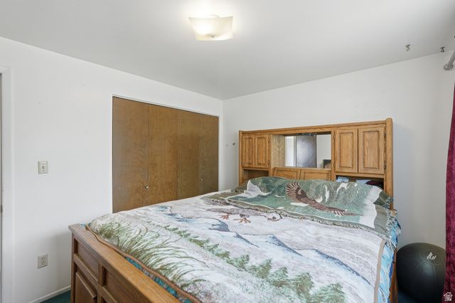 572 W 1680 N, Clinton, UT 84015