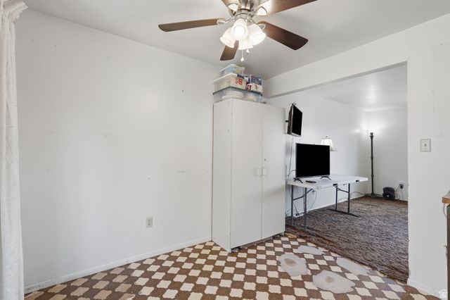 572 W 1680 N, Clinton, UT 84015