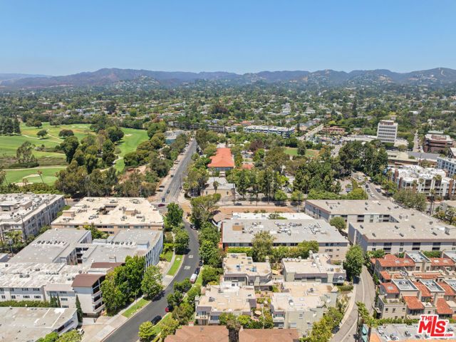 820 S Gretna Green Way 6, Los Angeles, CA 90049