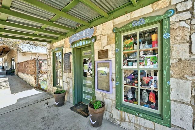 2171 - 2151 Onion Creek BND, Driftwood, TX 78619