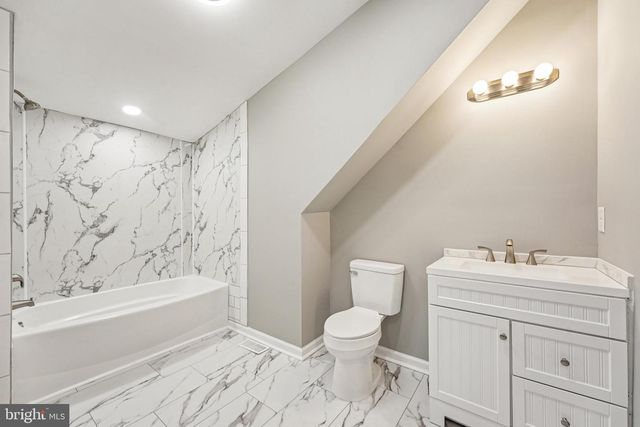 2 RIVER PL, Pennsville, NJ 08070