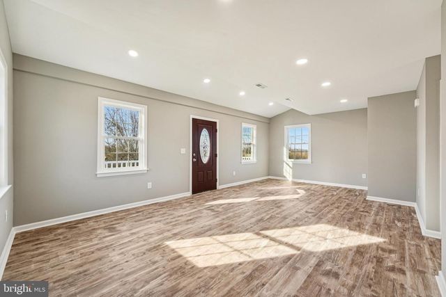 2 RIVER PL, Pennsville, NJ 08070