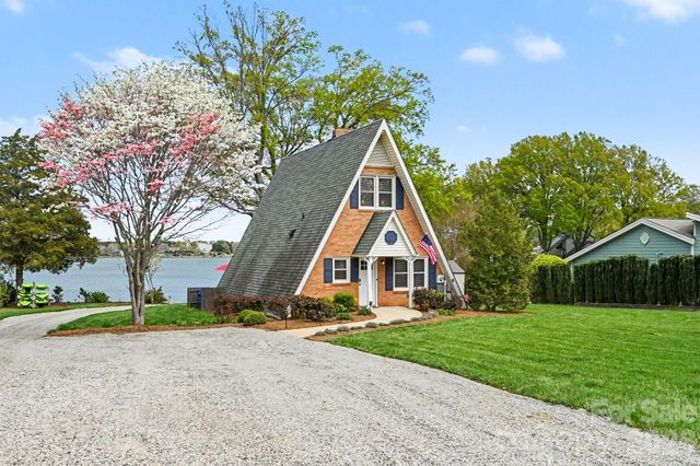 250 Ponderosa Circle, Mooresville, NC 28117