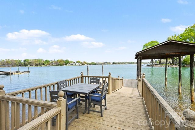 250 Ponderosa Circle, Mooresville, NC 28117