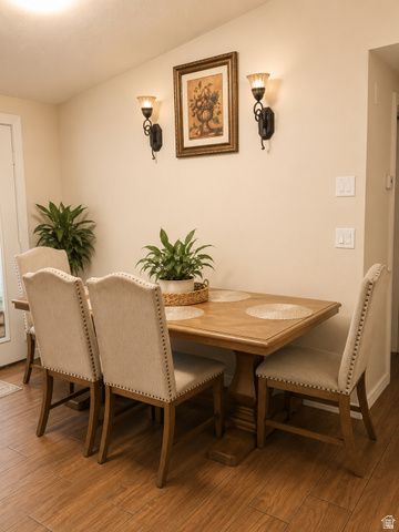 2621 S BENDIXON WAY, West Valley City, UT 84128