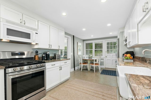 180 Old Branchville Road, Ridgefield, CT 06877