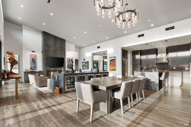 22700 Walling Rd, Geyserville, CA 95441