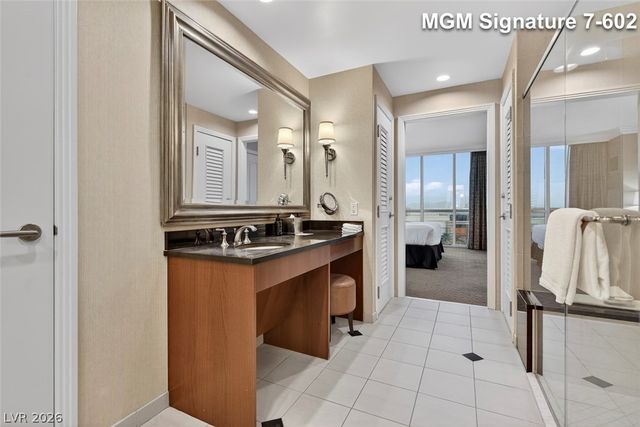 145 East Harmon Avenue 702, Las Vegas, NV 89109