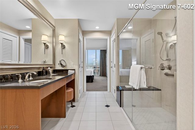 145 East Harmon Avenue 702, Las Vegas, NV 89109