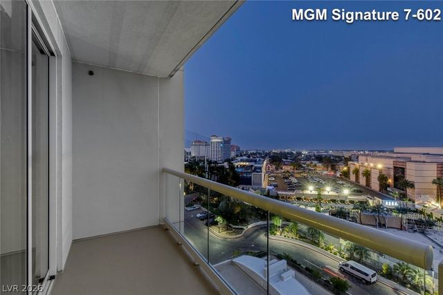 145 East Harmon Avenue 702, Las Vegas, NV 89109