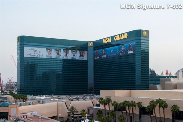 145 East Harmon Avenue 702, Las Vegas, NV 89109