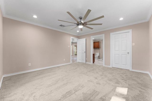 420 E Lake Drive, Livingston, TX 77351