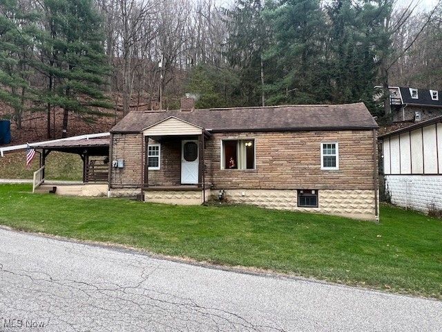 1780 Blosser Lane, Follansbee, WV 26037