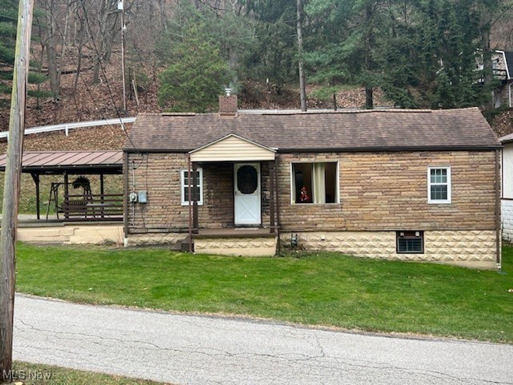1780 Blosser Lane, Follansbee, WV 26037
