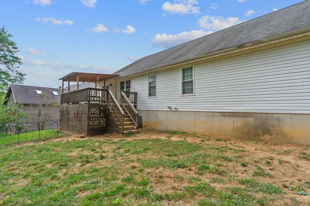 129 Vaughn Avenue, Hillsboro, OH 45133