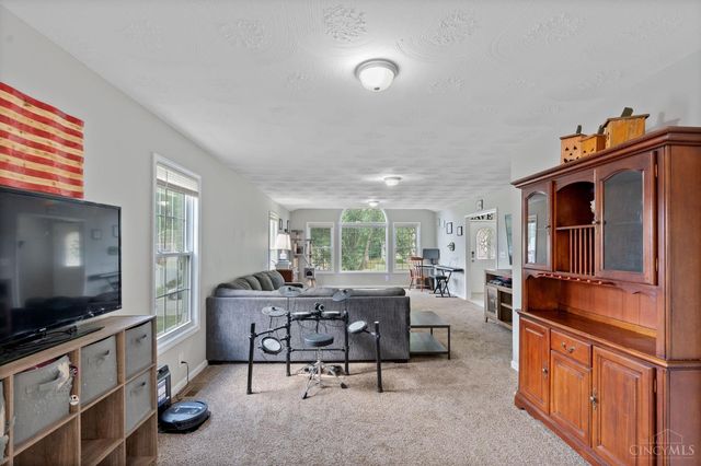 129 Vaughn Avenue, Hillsboro, OH 45133