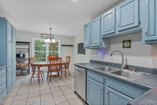 129 Vaughn Avenue, Hillsboro, OH 45133