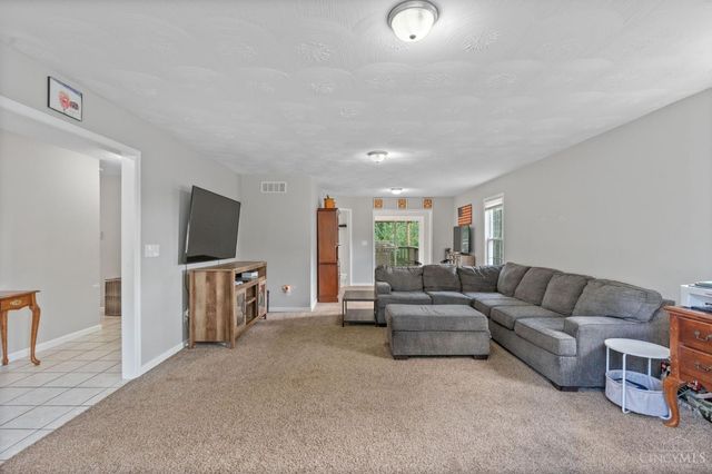 129 Vaughn Avenue, Hillsboro, OH 45133