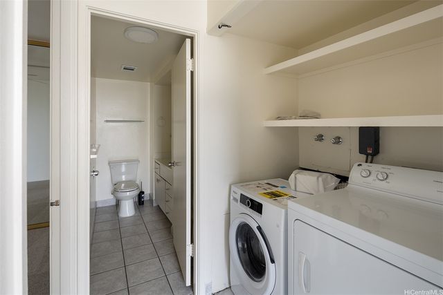 1617 Keeaumoku Street 704, Honolulu, HI 96822