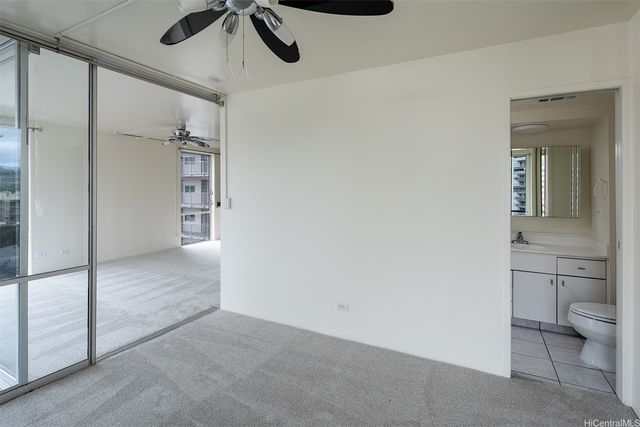 1617 Keeaumoku Street 704, Honolulu, HI 96822