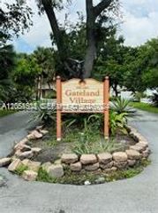 3777 NW 78th Ave 8E, Davie, FL 33024