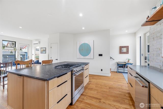 1311 Bancroft Street, Bellingham, WA 98225