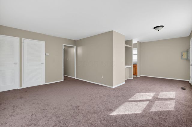 7399 Wollam Avenue, Reynoldsburg, OH 43068