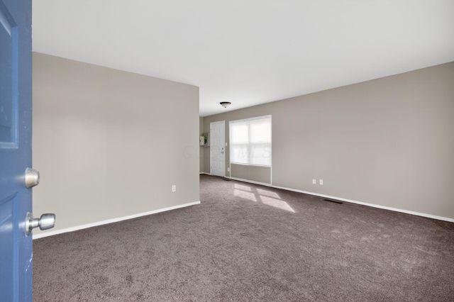 7399 Wollam Avenue, Reynoldsburg, OH 43068