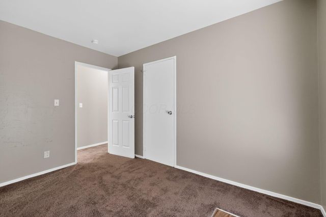 7399 Wollam Avenue, Reynoldsburg, OH 43068