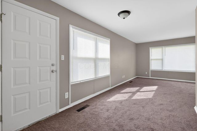 7399 Wollam Avenue, Reynoldsburg, OH 43068