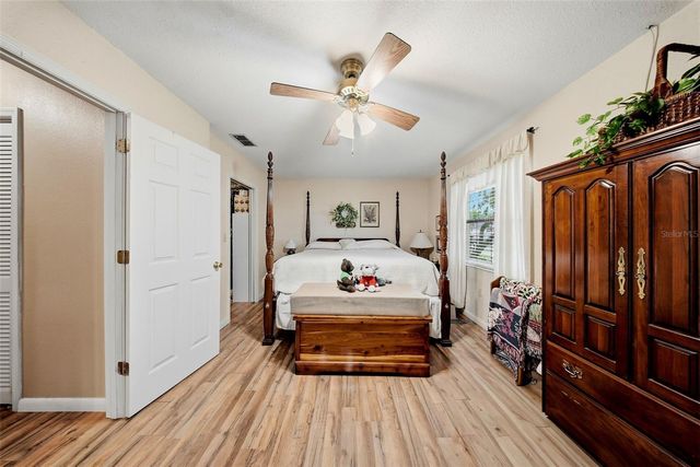 38648 FERM CIRCLE, Zephyrhills, FL 33540