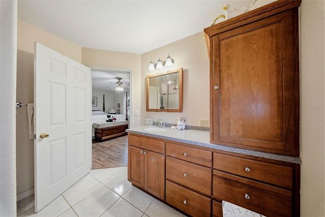 38648 FERM CIRCLE, Zephyrhills, FL 33540