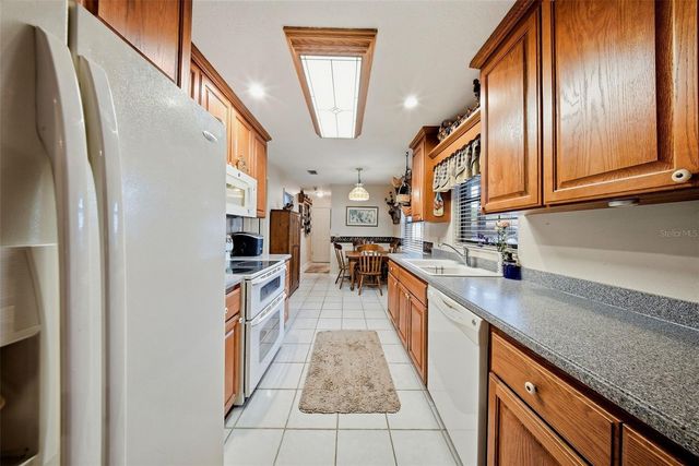 38648 FERM CIRCLE, Zephyrhills, FL 33540