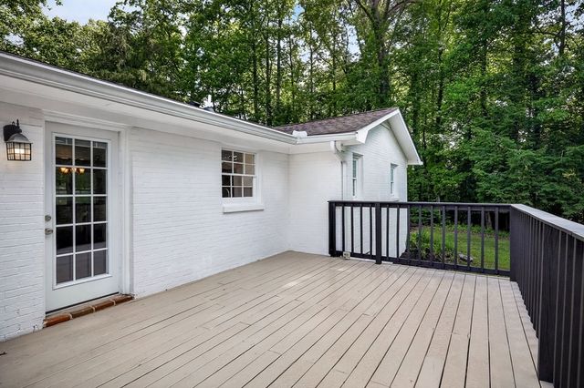 1281 Winterhill Dr, Cookeville, TN 38501