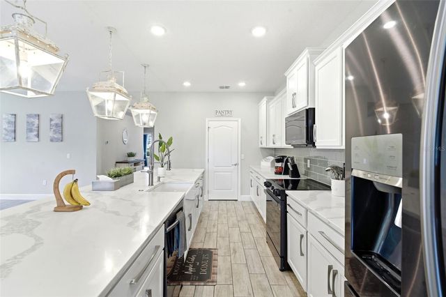 1948 BELL CREEK LOOP, Fruitland Park, FL 34731