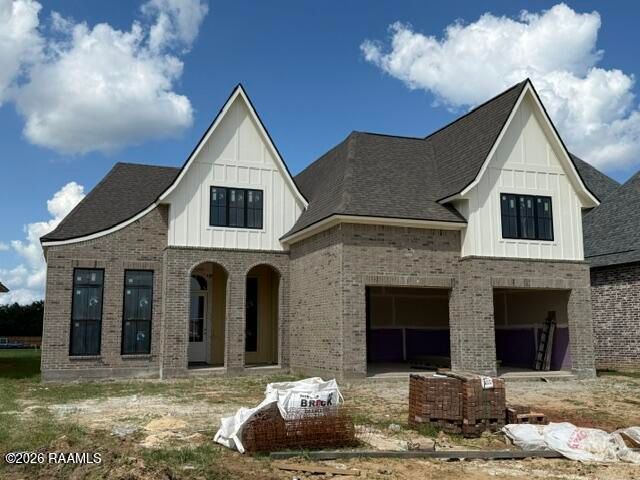 121 Summit Heights Dr, Youngsville, LA 70592
