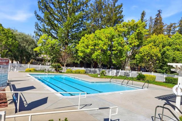 5471 Cribari Green, San Jose, CA 95135