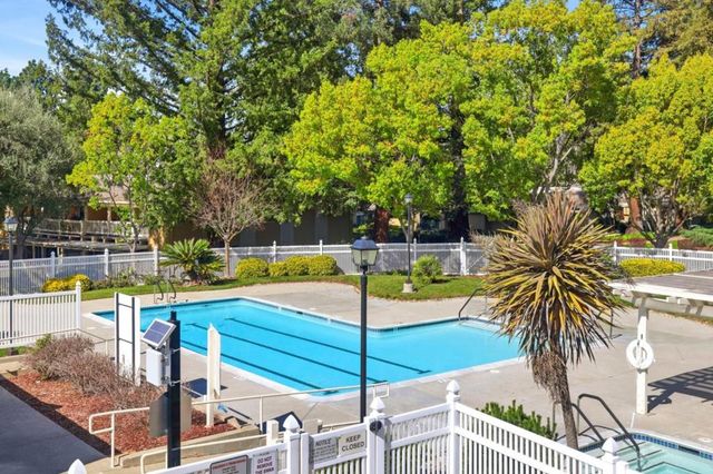 5471 Cribari Green, San Jose, CA 95135