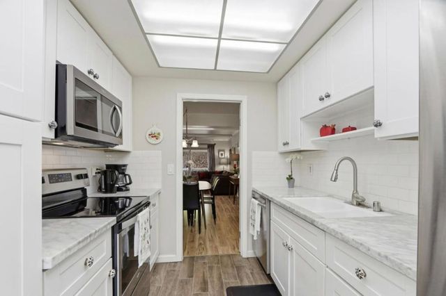 5471 Cribari Green, San Jose, CA 95135