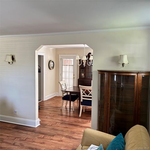 35 Hanson Place, Malverne, NY 11565