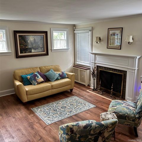 35 Hanson Place, Malverne, NY 11565