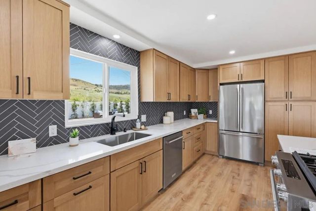 12804 Carriage, Poway, CA 92064