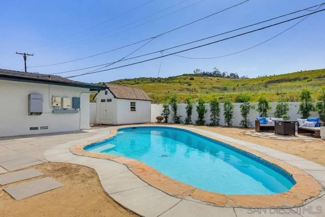 12804 Carriage, Poway, CA 92064