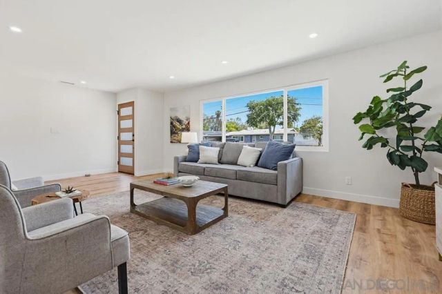 12804 Carriage, Poway, CA 92064