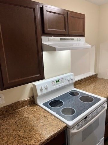 201 Thorndike Street 1-27, Lowell, MA 01852