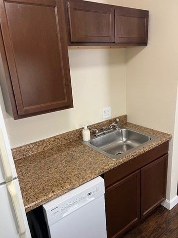 201 Thorndike Street 1-27, Lowell, MA 01852