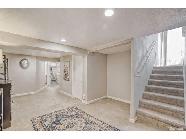 1070 Urban St, Lakewood, CO 80401