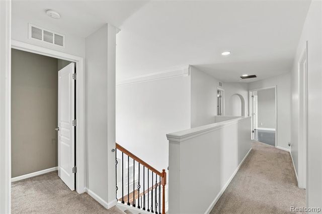 49894 Bloomsbury Lane, Macomb, MI 48044