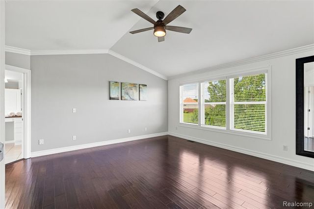 49894 Bloomsbury Lane, Macomb, MI 48044