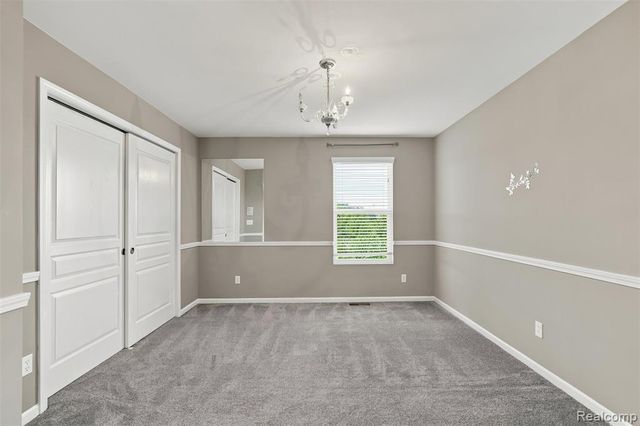 49894 Bloomsbury Lane, Macomb, MI 48044